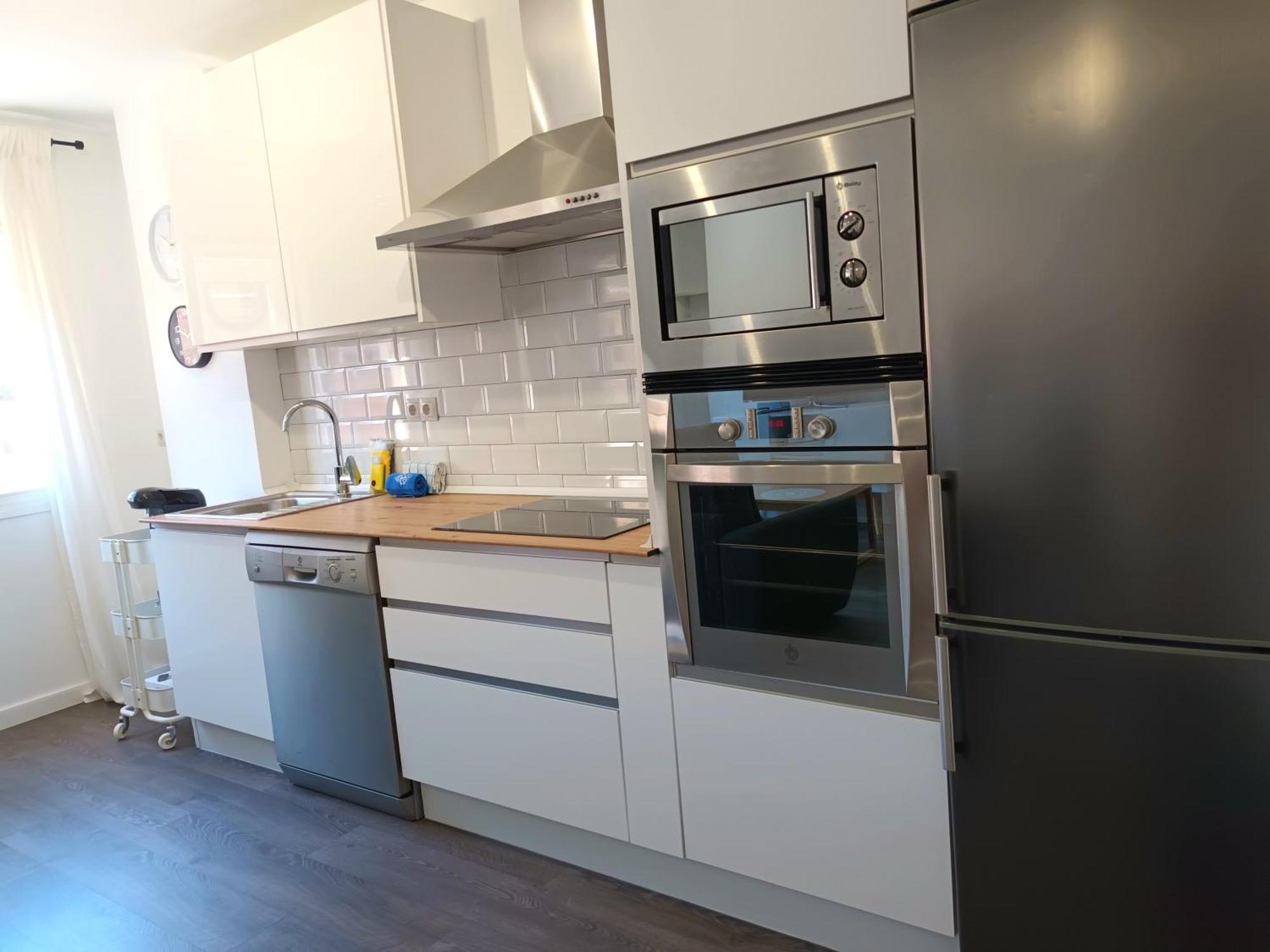 Apartamento Vacacional Cuarteles Malaga Bagian luar foto