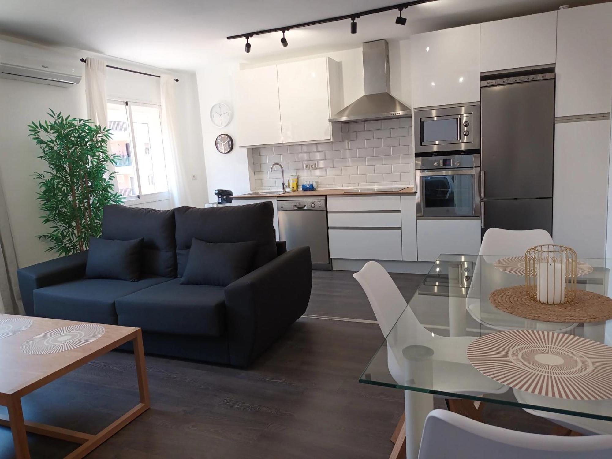 Apartamento Vacacional Cuarteles Malaga Bagian luar foto